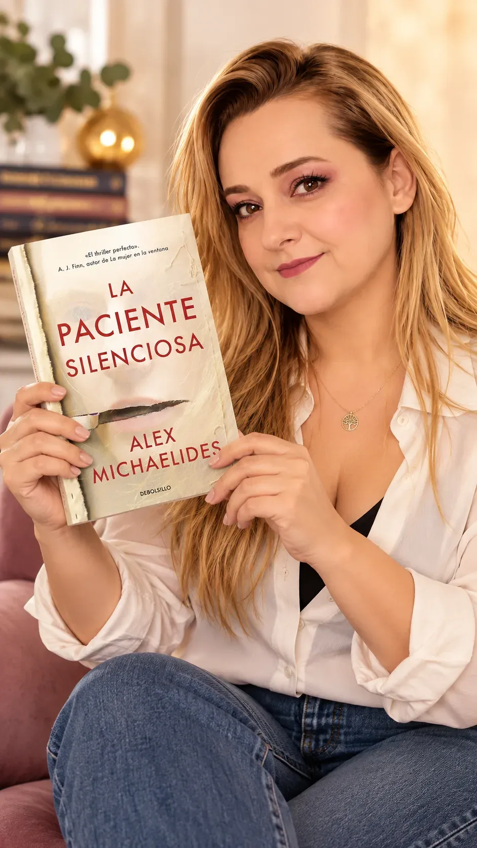 Cover image for Yenny Astrid Londoño’s review of “The Silent Patient”. Review image for The Silent Patient by Alex Michaelides, book cover.